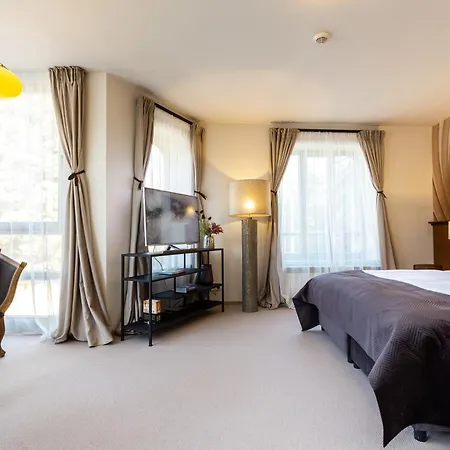 Sokol Hotel Borowez
